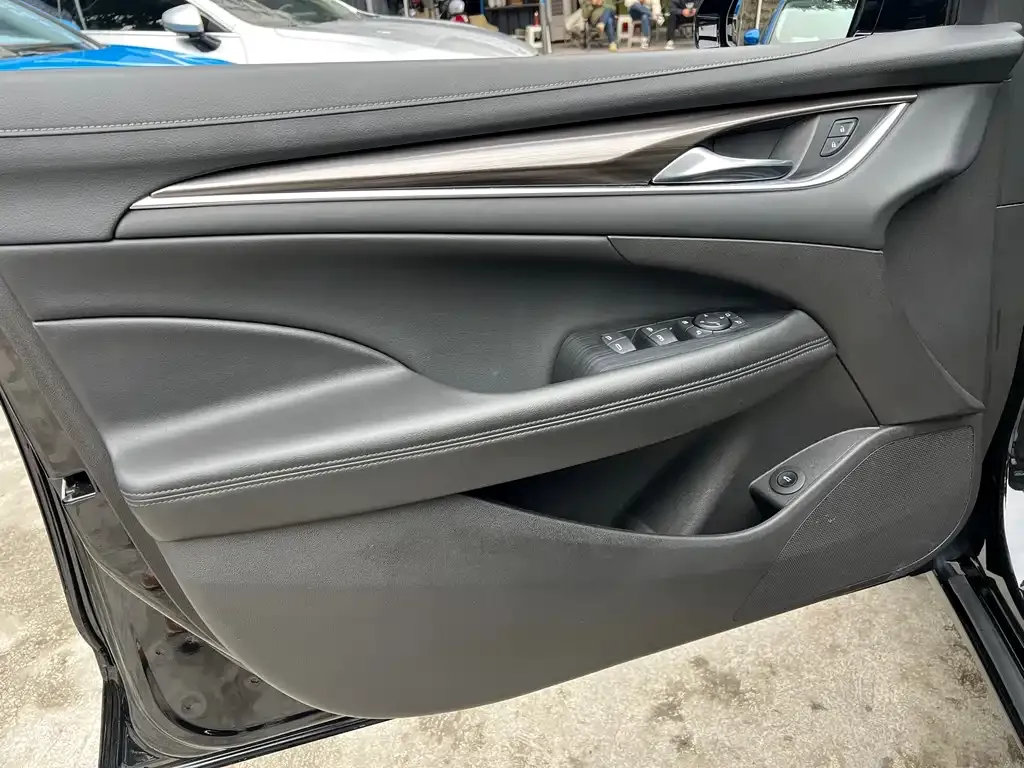 Buick LaCrosse 2021 из CN, фото 2