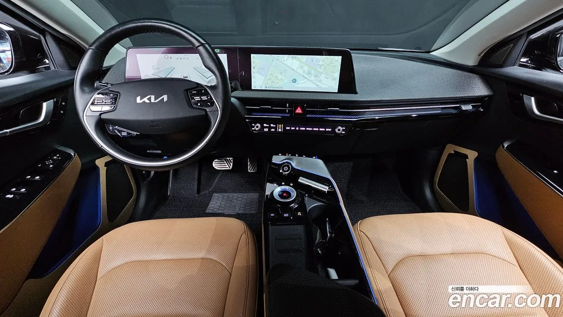 Kia EV6 — фото 9