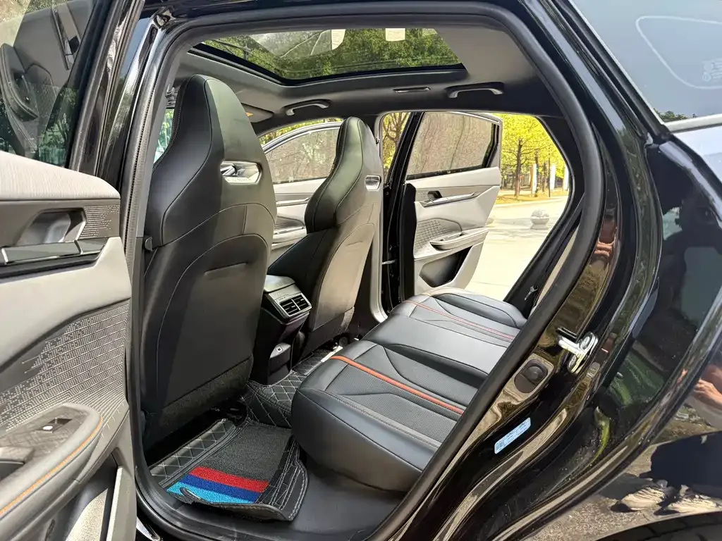 Changan UNI-V 2024 из CN, фото 8