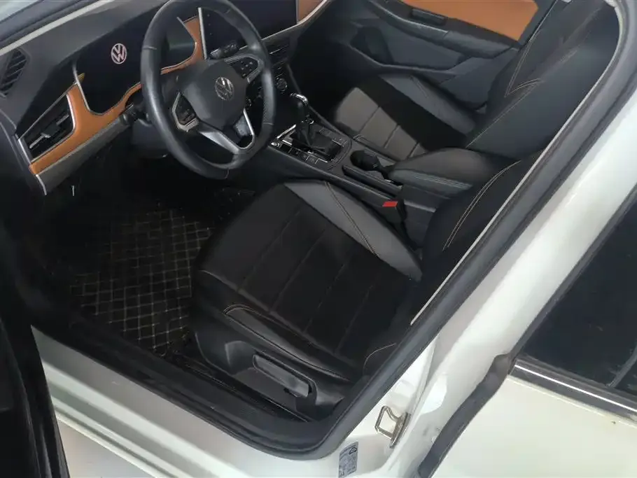 Volkswagen Bora 2023 из CN, фото 3