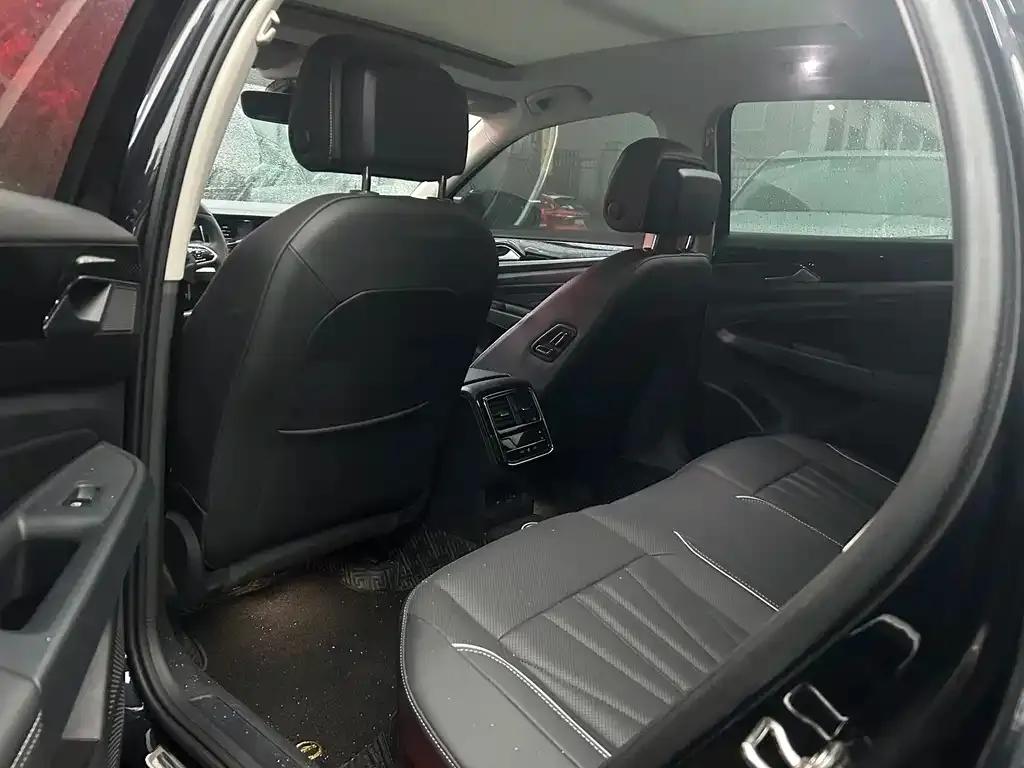 Volkswagen Passat — фото 6