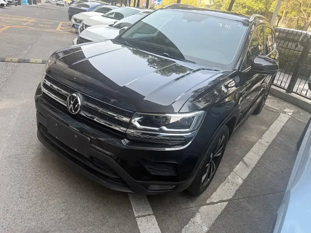Volkswagen Tharu — фото 3