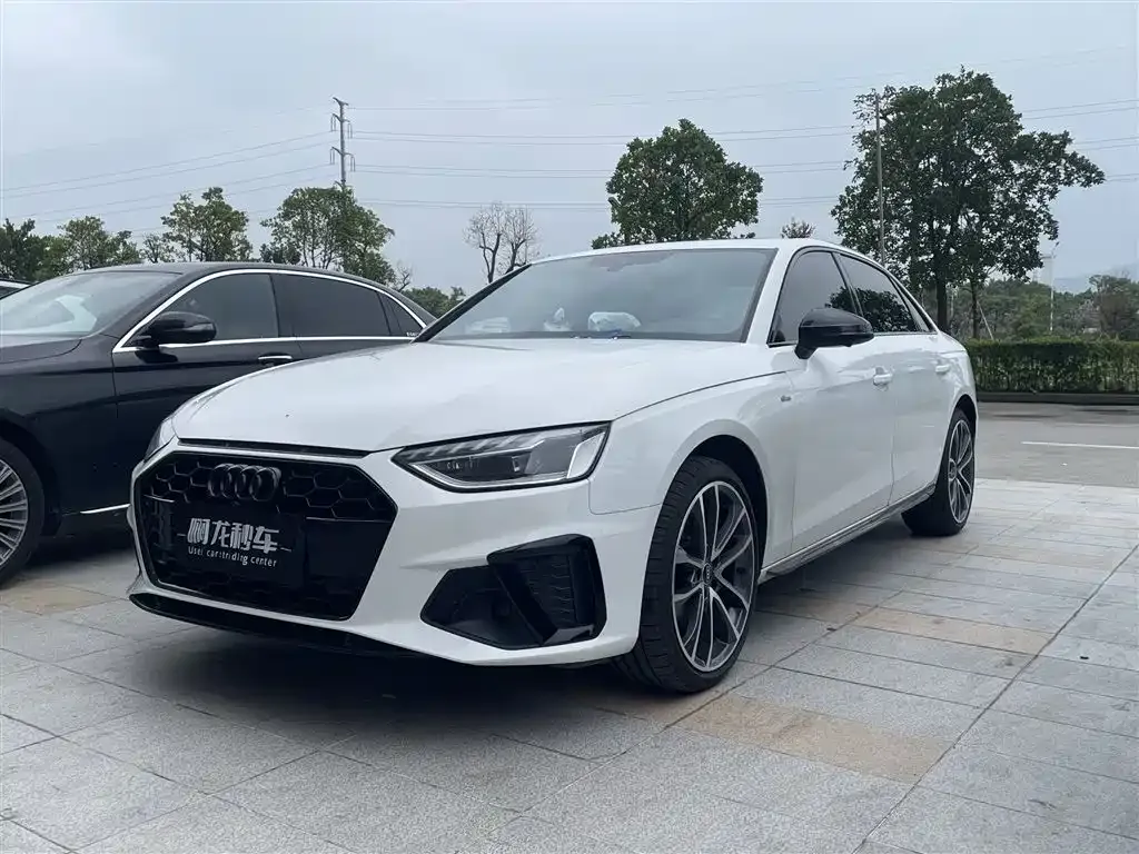 Audi A4L 2024 из CN, фото 1