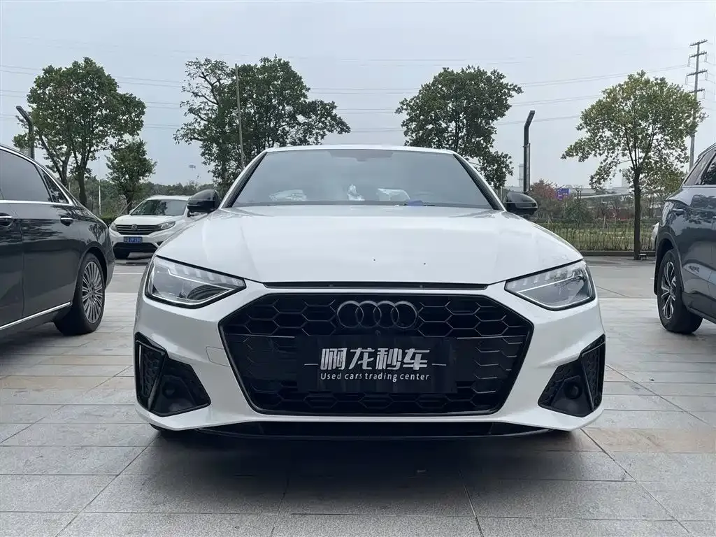 Audi A4L 2024 из CN, фото 7