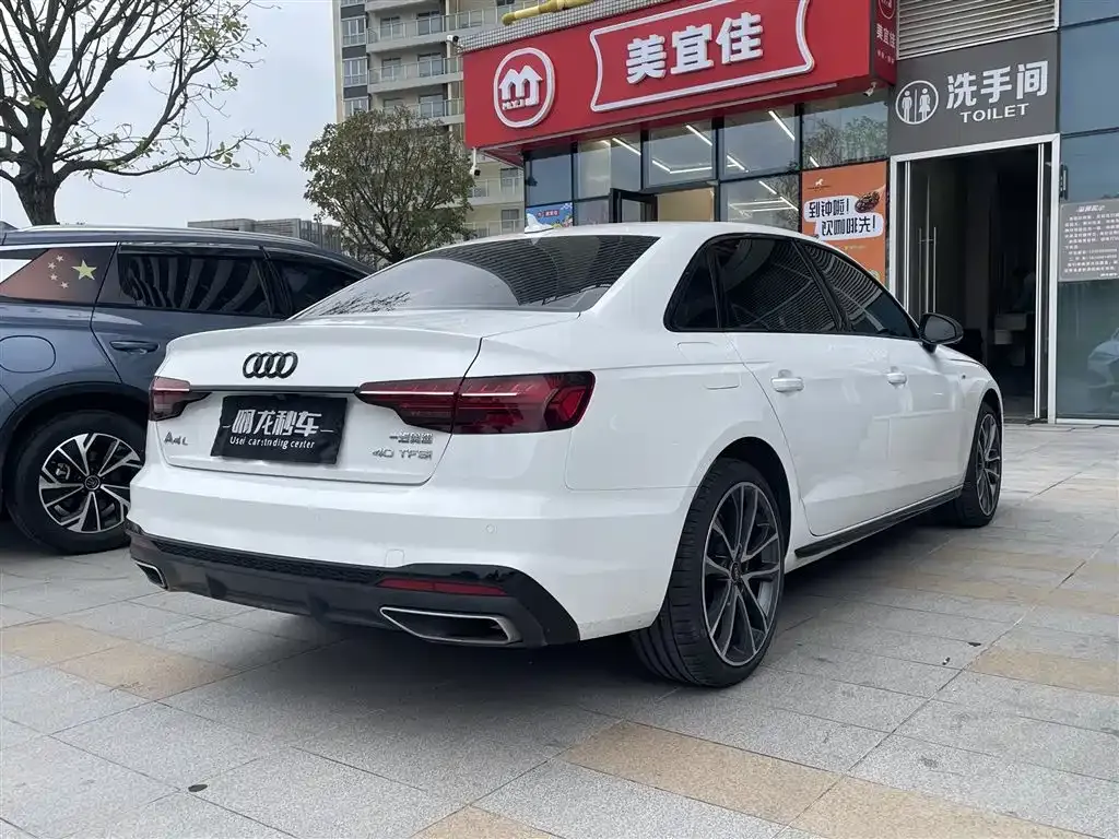 Audi A4L 2024 из CN, фото 5
