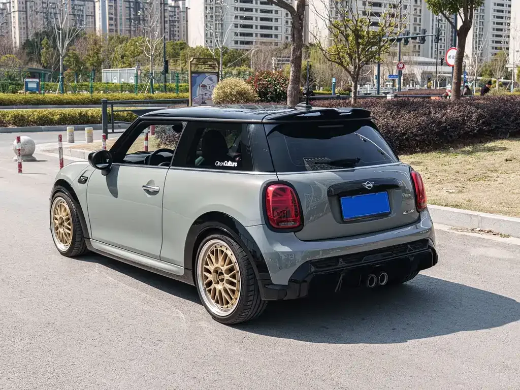MINI JCW (John Cooper Works) — фото 10