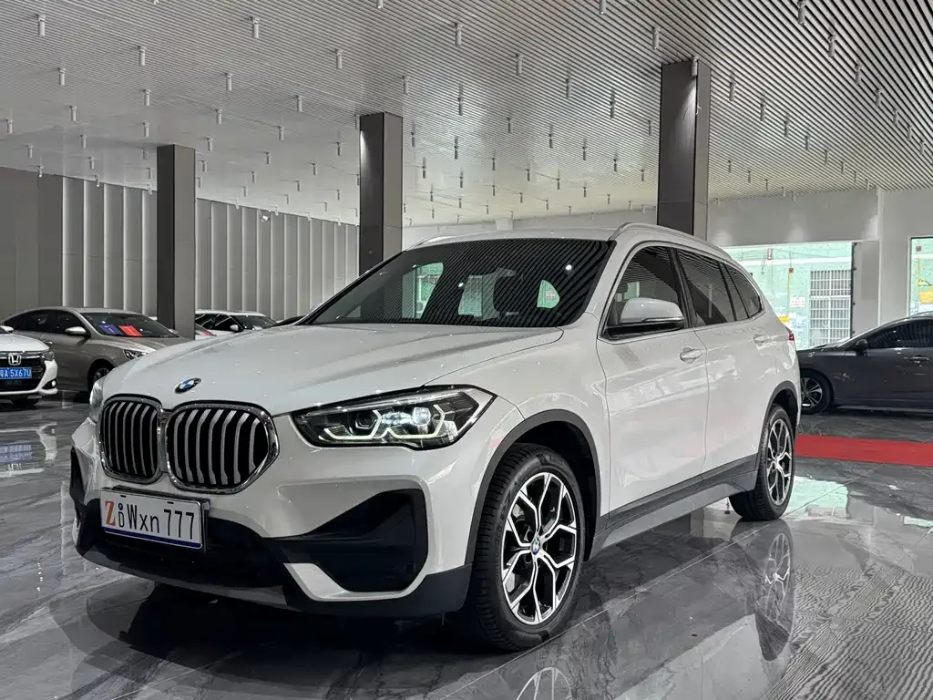 BMW X1 — фото 4