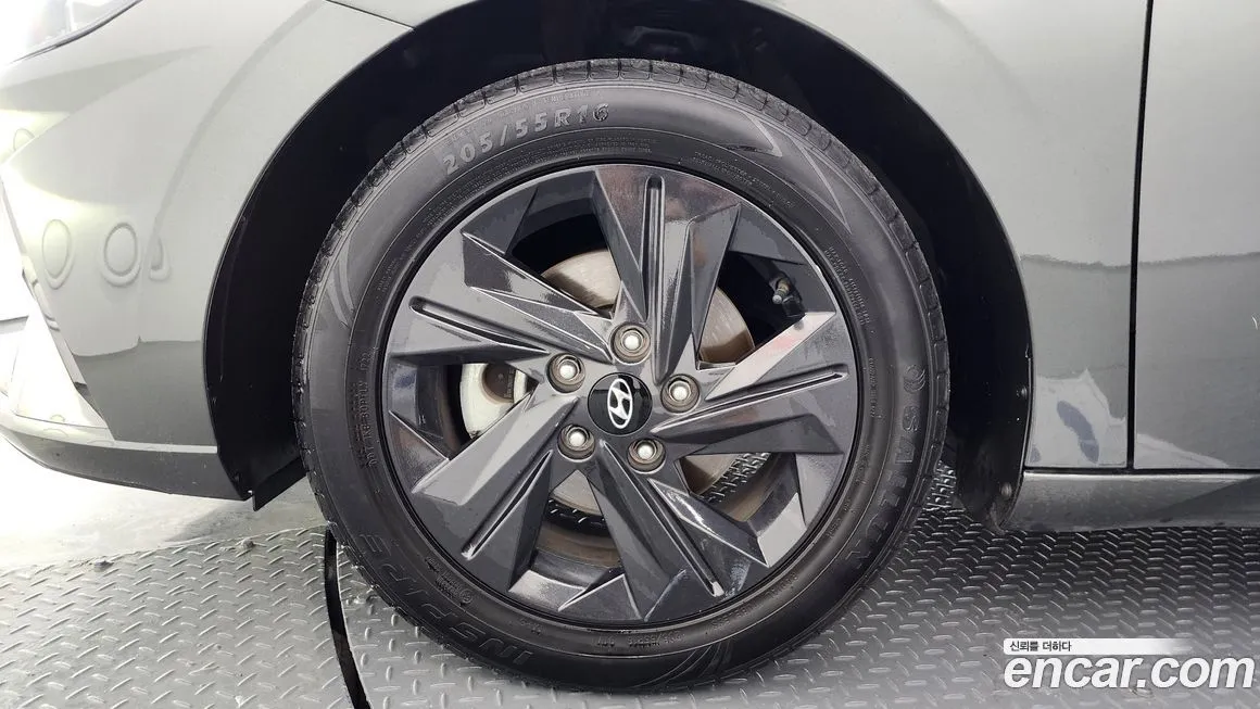 Hyundai AVANTE — фото 6