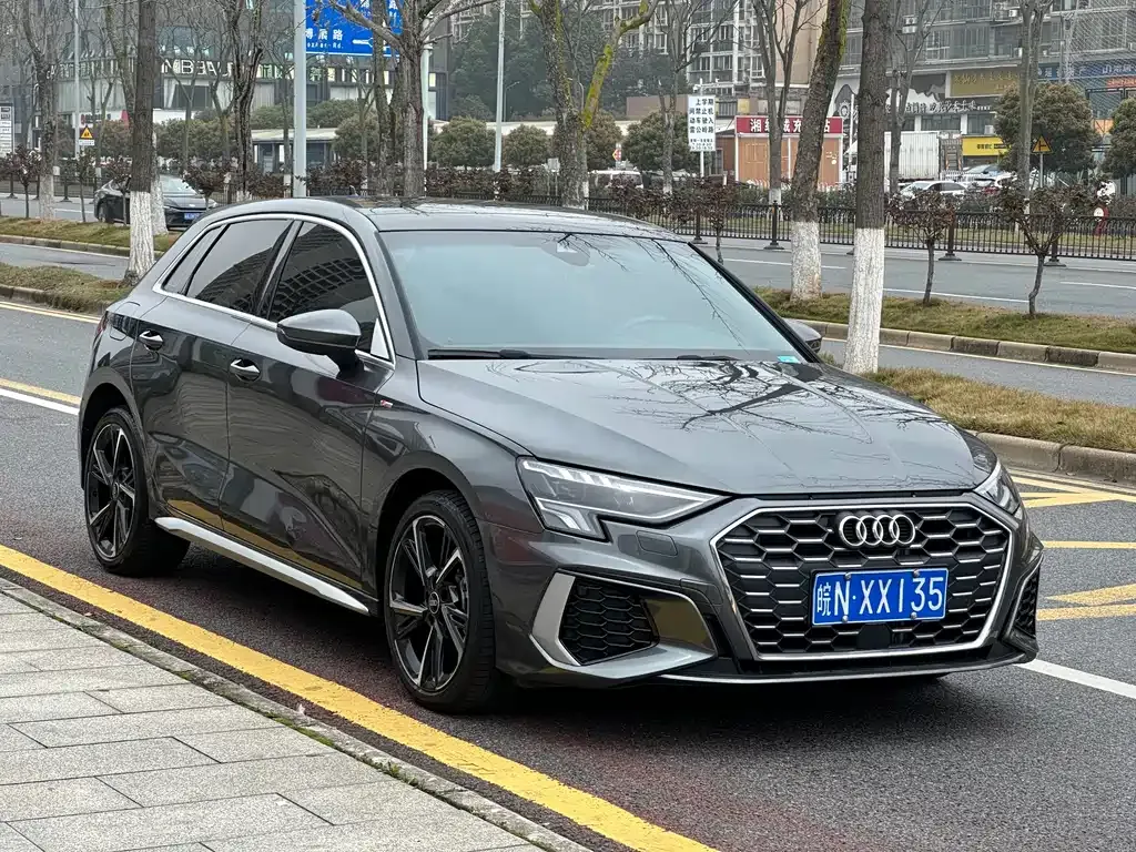 Audi A3 2023 из CN, фото 10
