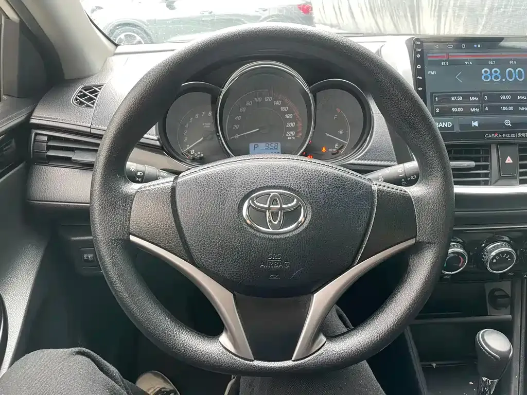 Toyota Yaris L 2021 из CN, фото 4