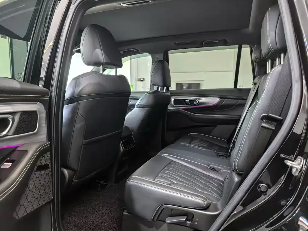 GAC Motor Trumpchi GS8 — фото 9