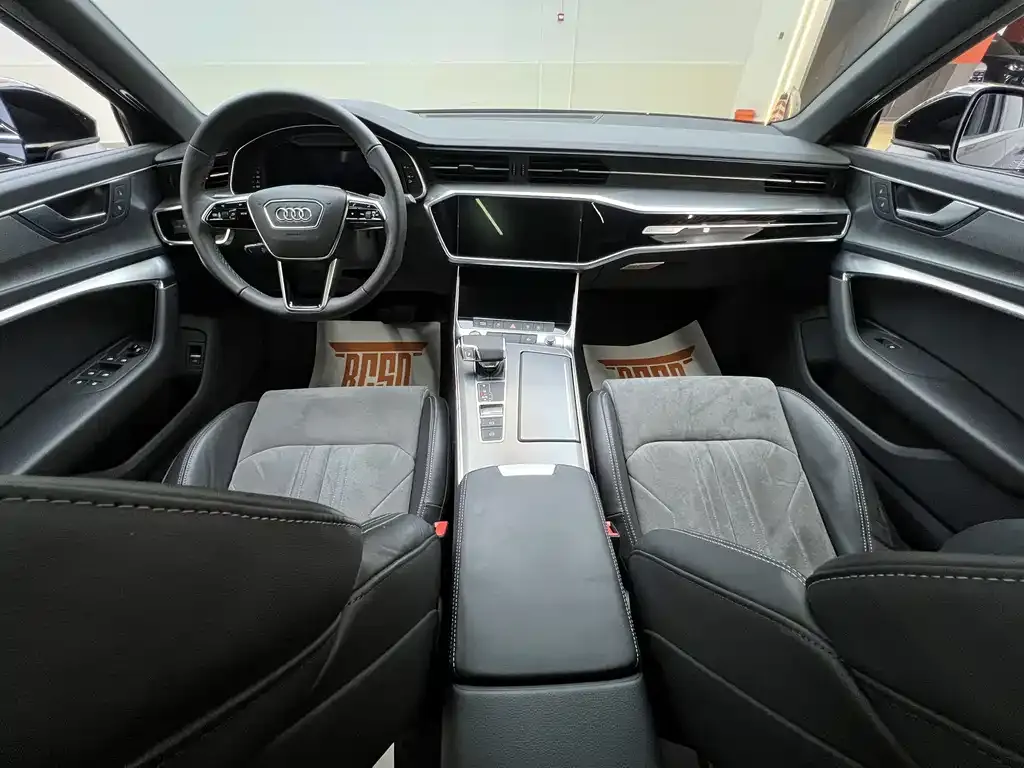 Audi A6L 2022 из CN, фото 8