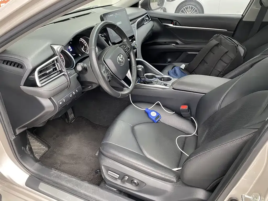 Toyota Camry 2021 из CN, фото 8
