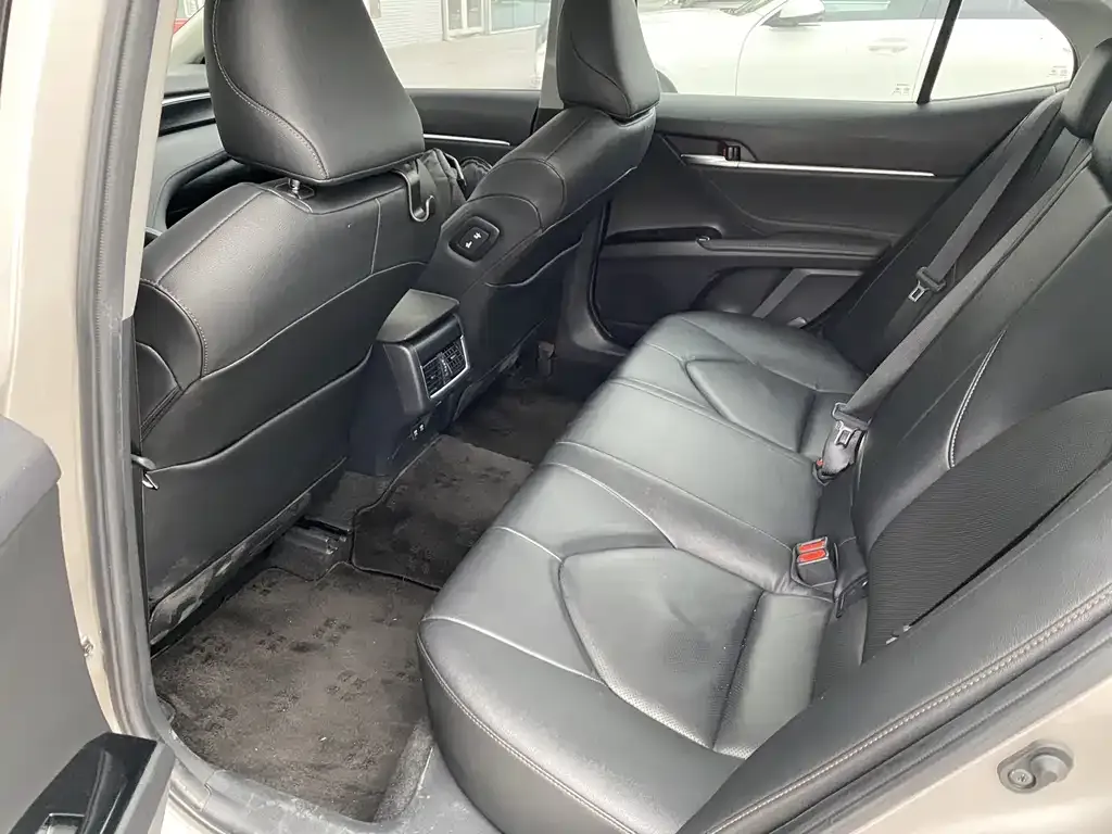 Toyota Camry 2021 из CN, фото 6