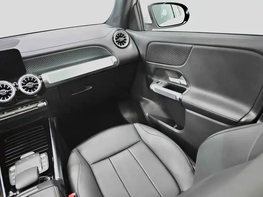 Mercedes-Benz GLB 2024 из CN, фото 9