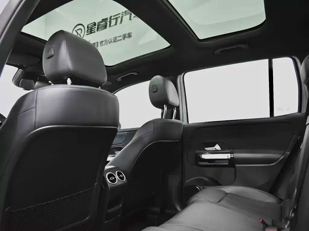 Mercedes-Benz GLB 2024 из CN, фото 2