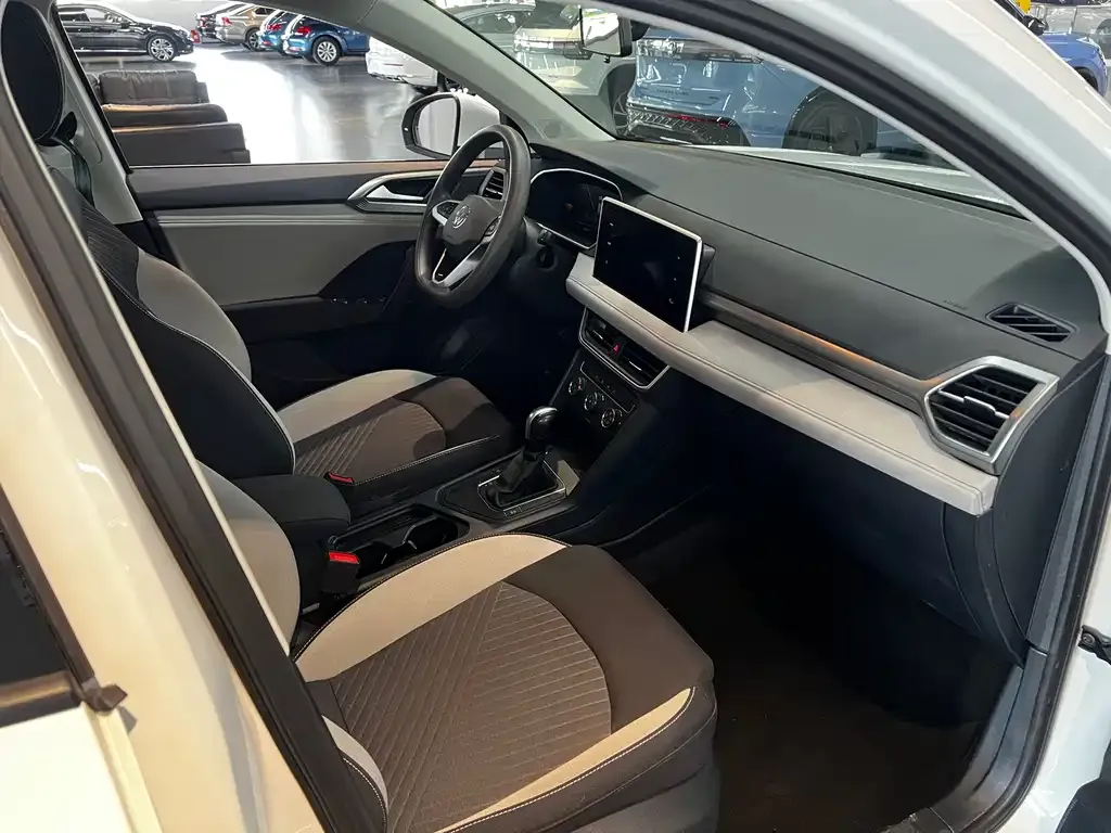 Volkswagen Tharu 2023 из CN, фото 6