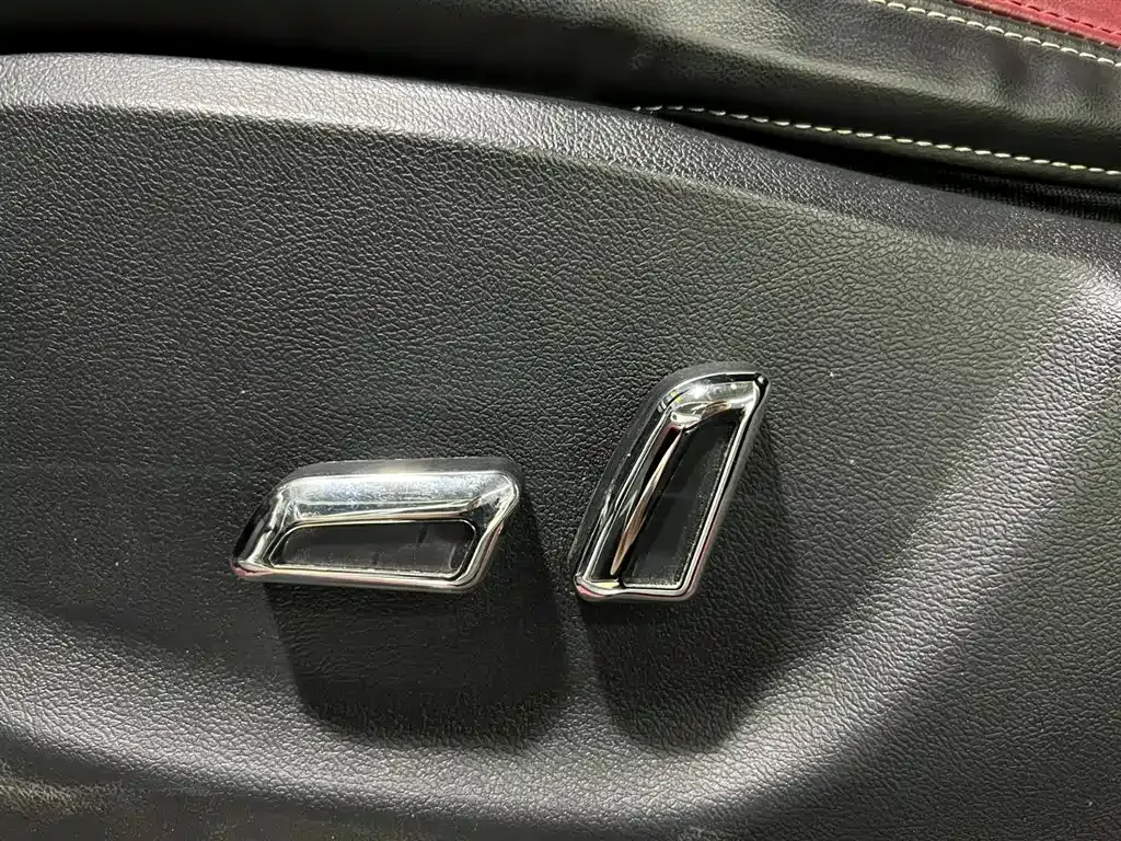 Jetour X70 PLUS — фото 10
