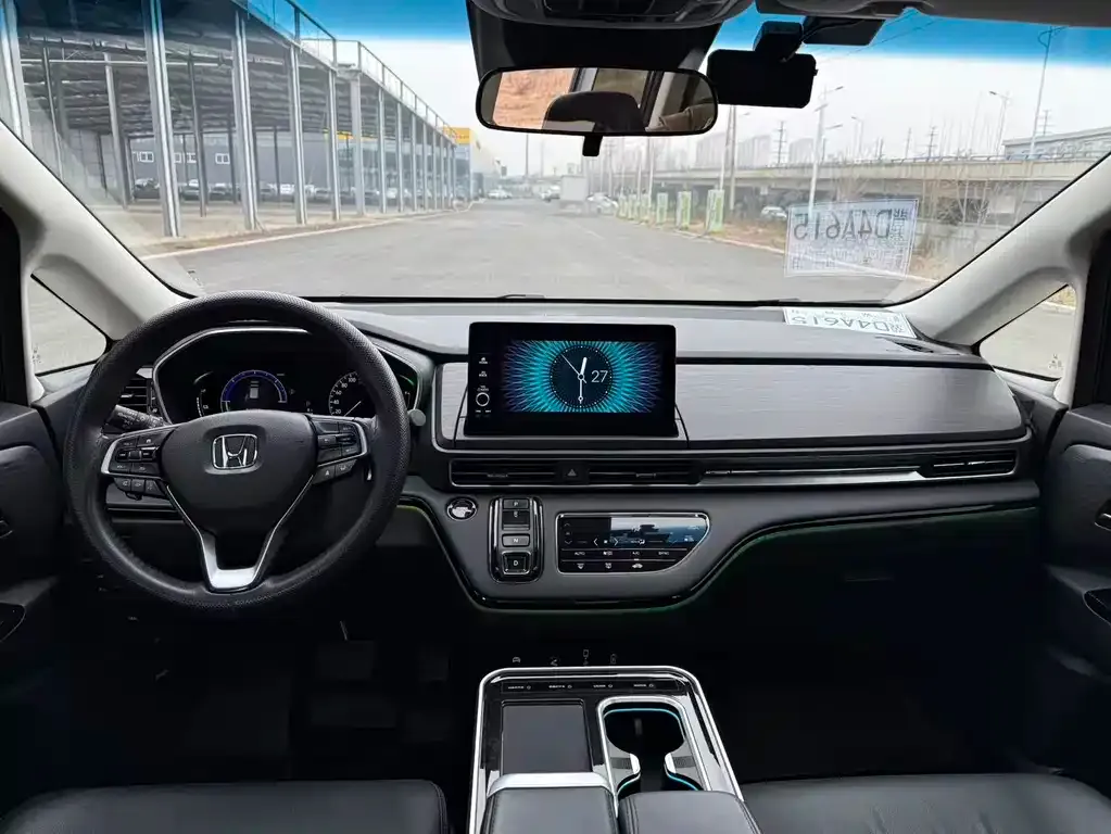 Honda Elysion 2023 из CN, фото 3