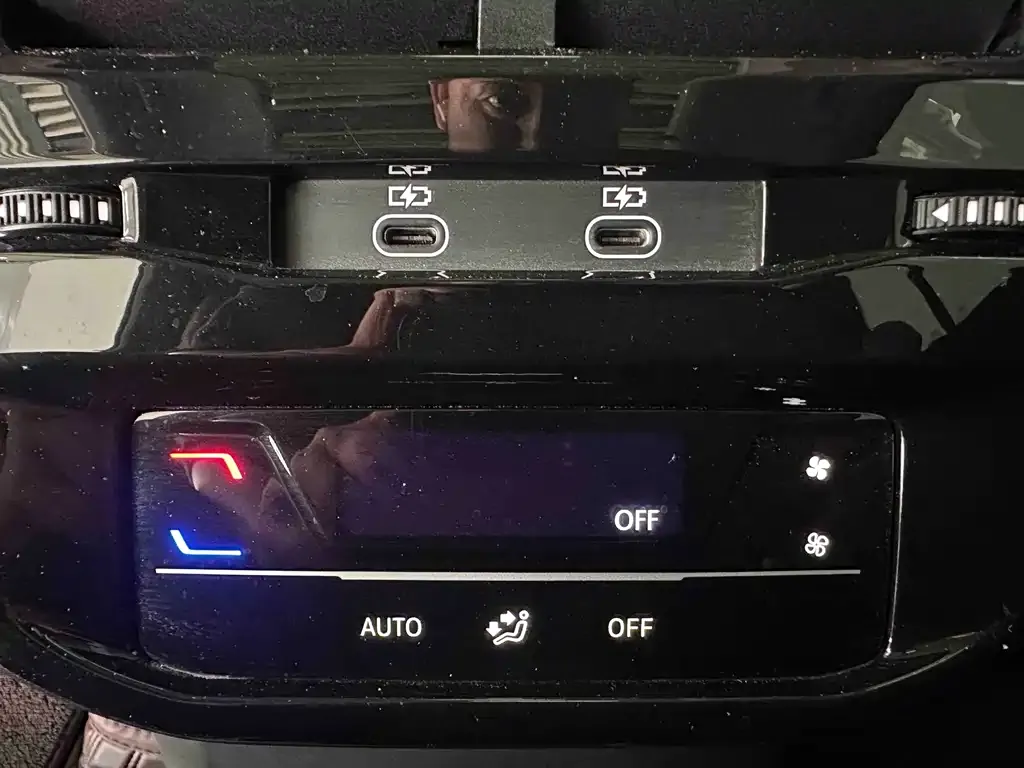 Audi Q6 2024 из CN, фото 9