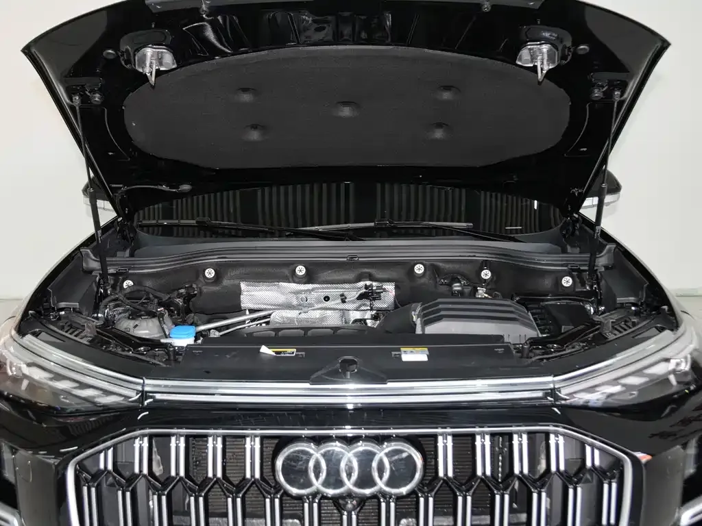 Audi Q6 2024 из CN, фото 8