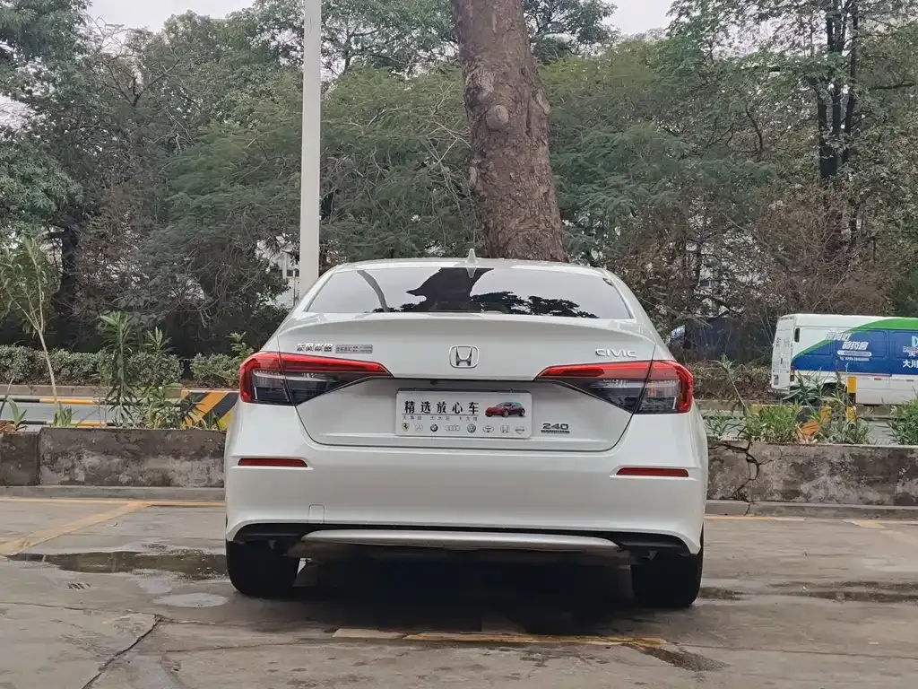 Honda Civic — фото 5