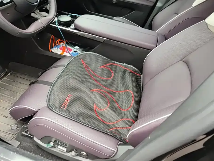 Mazda EZ-60 2025 из CN, фото 10