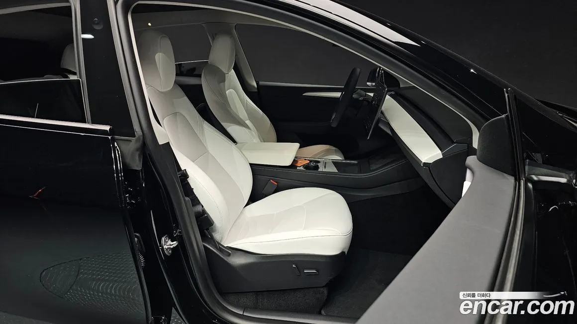 Tesla Model Y 2024 из KR, фото 6