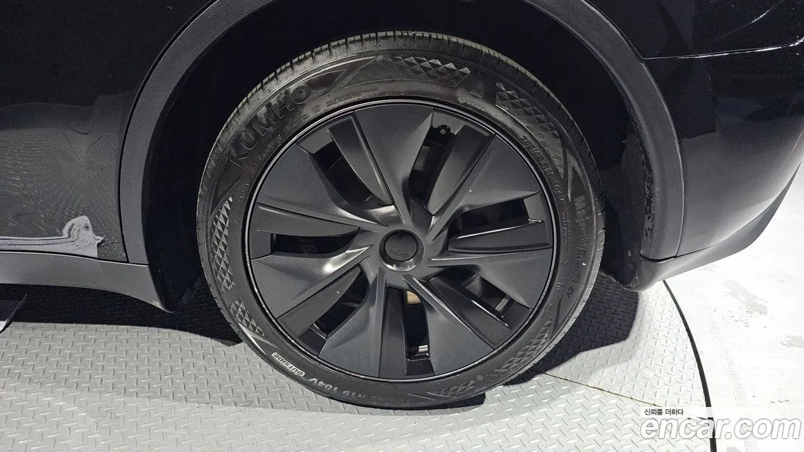 Tesla Model Y 2024 из KR, фото 7