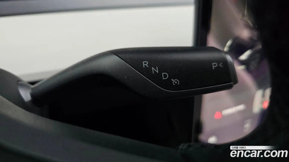 Tesla Model Y 2024 из KR, фото 2