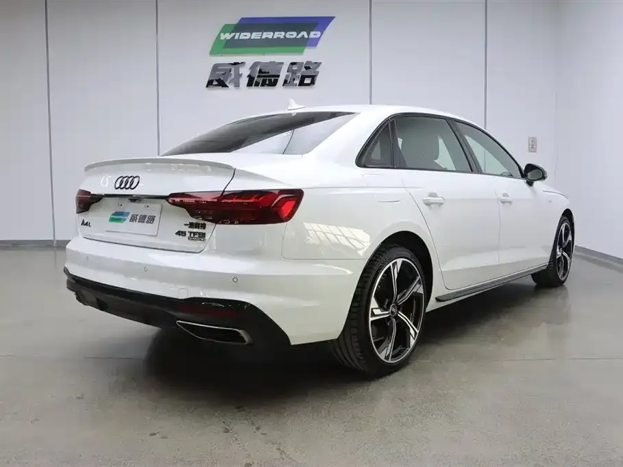 Audi A4L 2024 из CN, фото 5