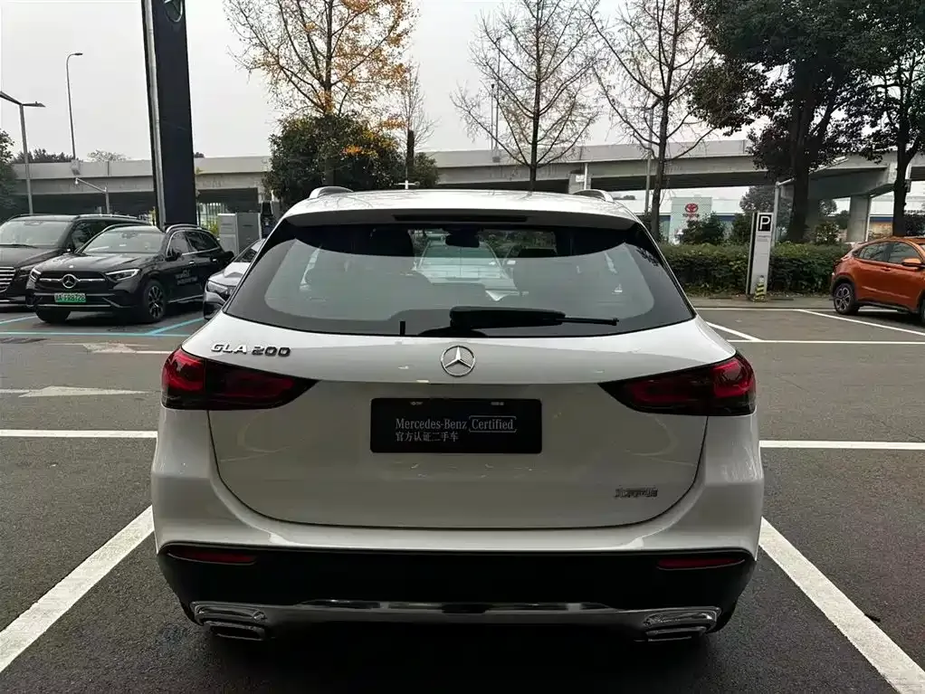 Mercedes-Benz GLA — фото 8