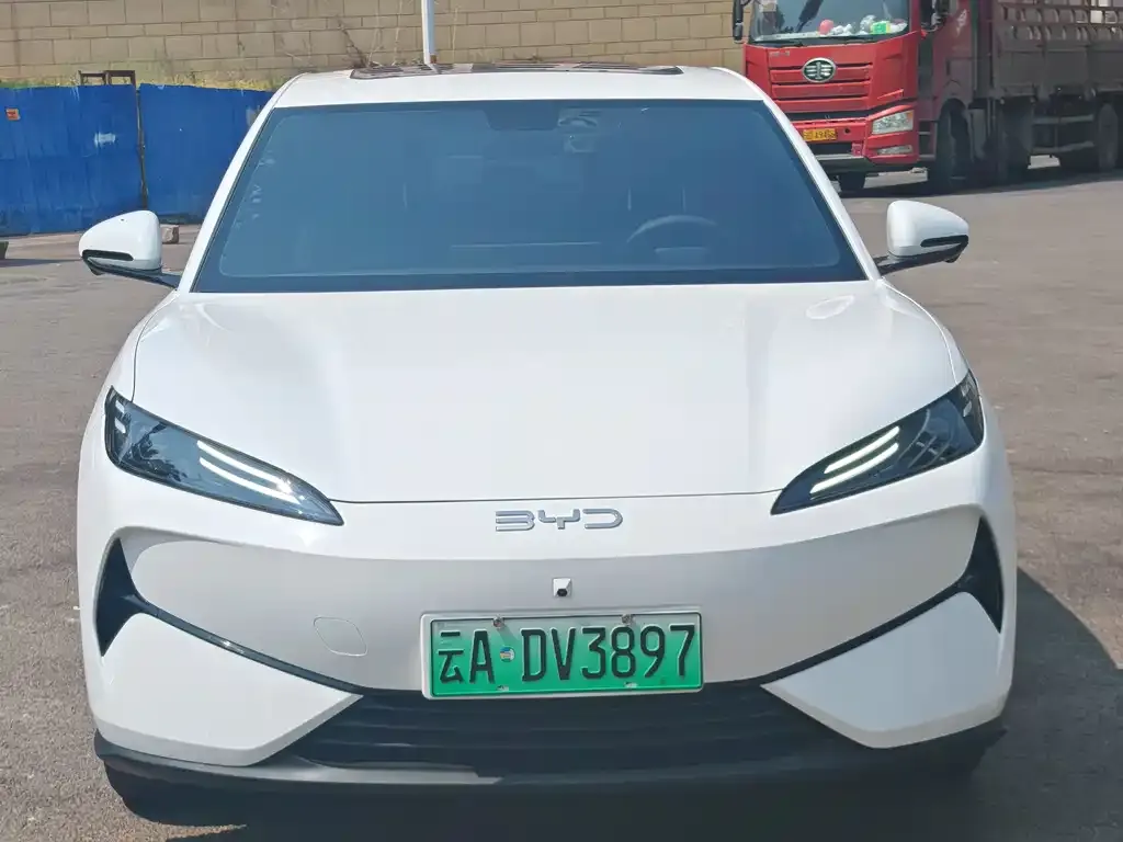 BYD e7 2025 из CN, фото 6