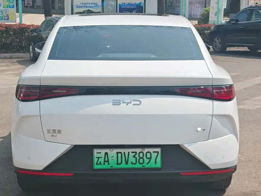 BYD e7 2025 из CN, фото 8