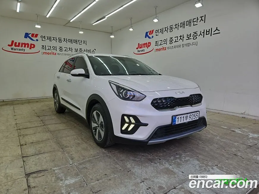 Kia Niro — фото 1