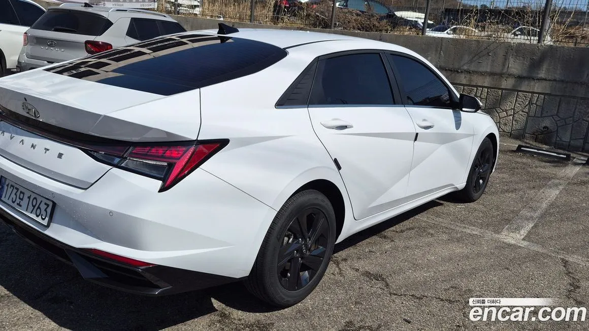 Hyundai AVANTE — фото 7
