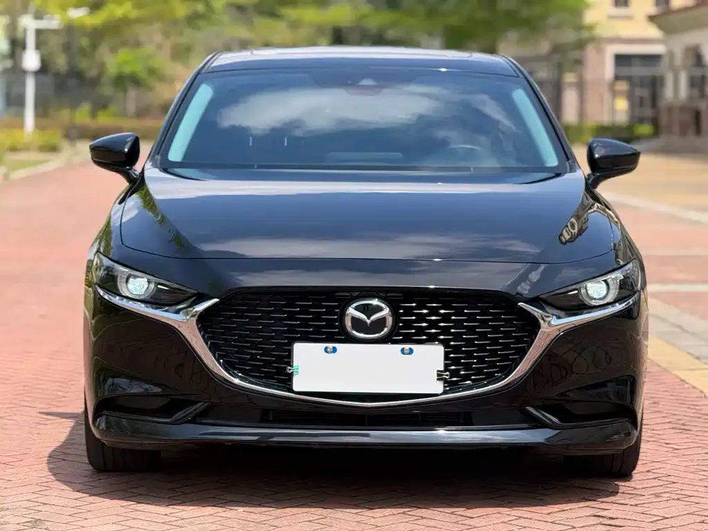 Mazda 3 Axela 2023 из CN, фото 6