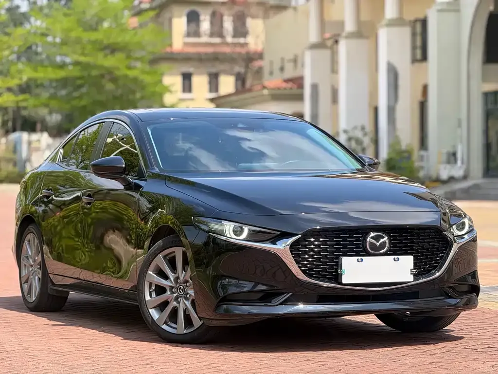 Mazda 3 Axela 2023 из CN, фото 9