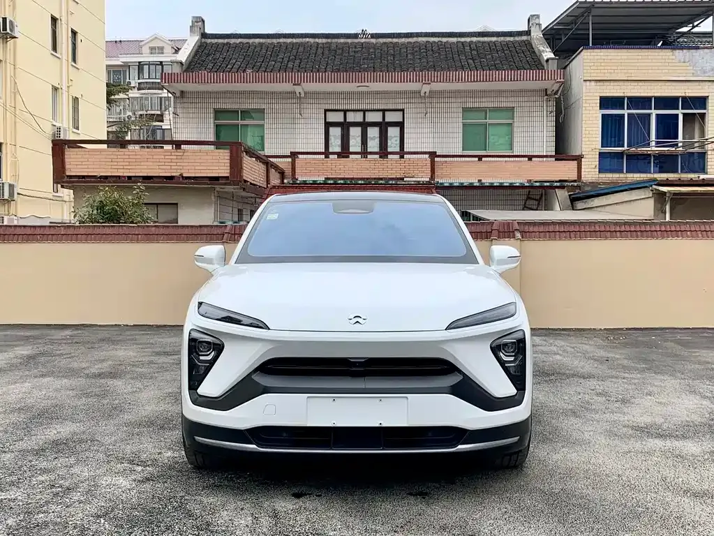NIO EC6 — фото 4