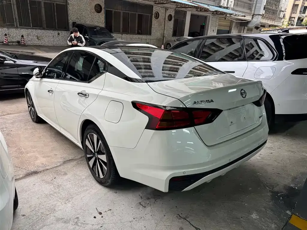 Nissan Teana 2021 из CN, фото 3