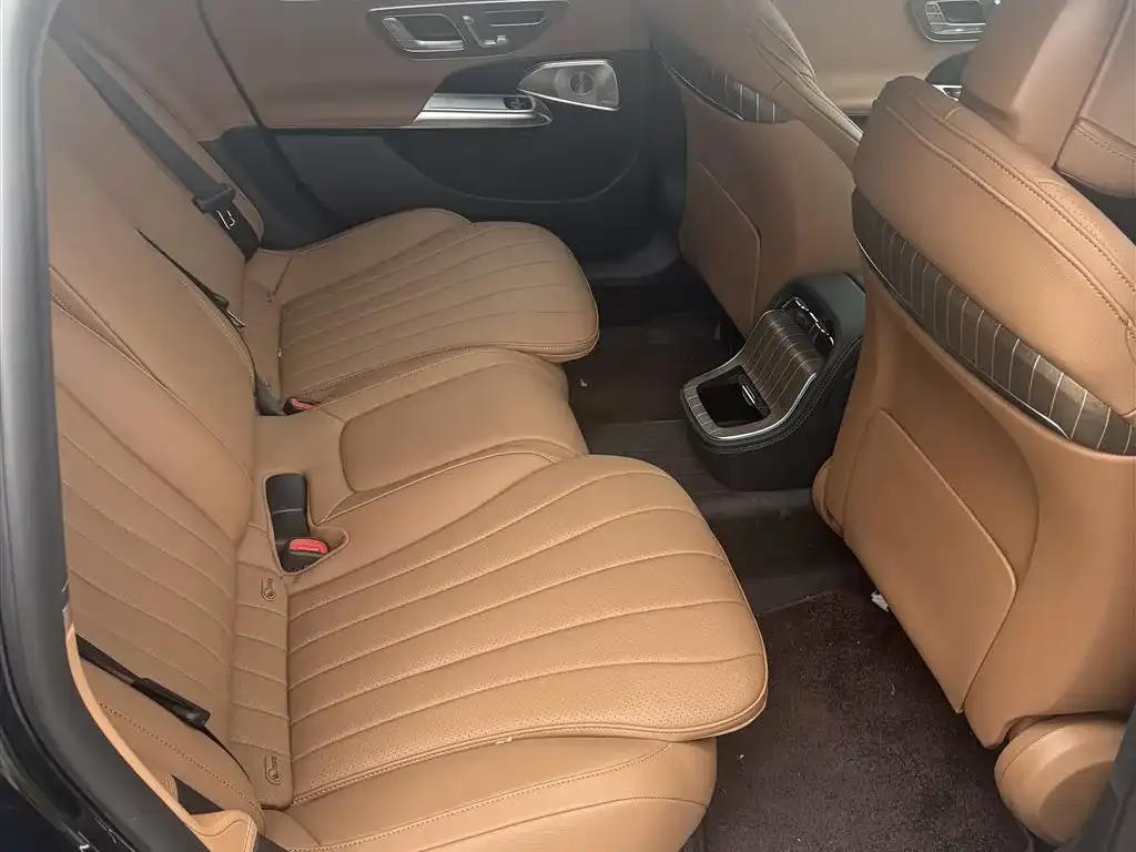 Mercedes-Benz E-Class 2024 из CN, фото 4