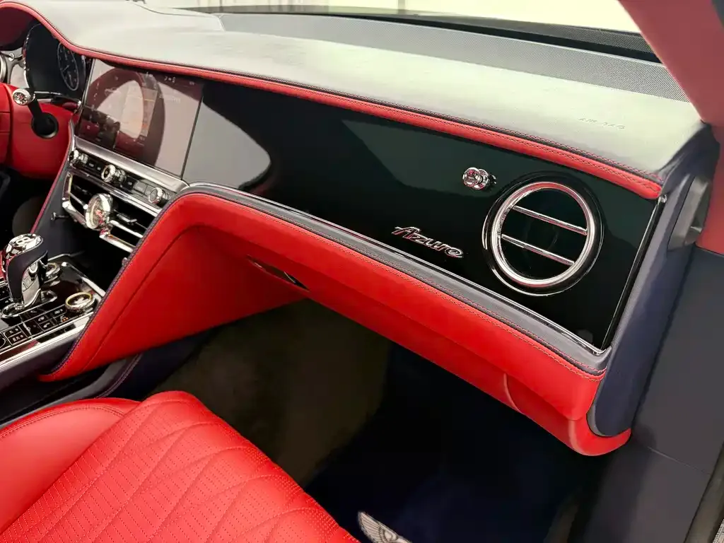Bentley Flying Spur — фото 3