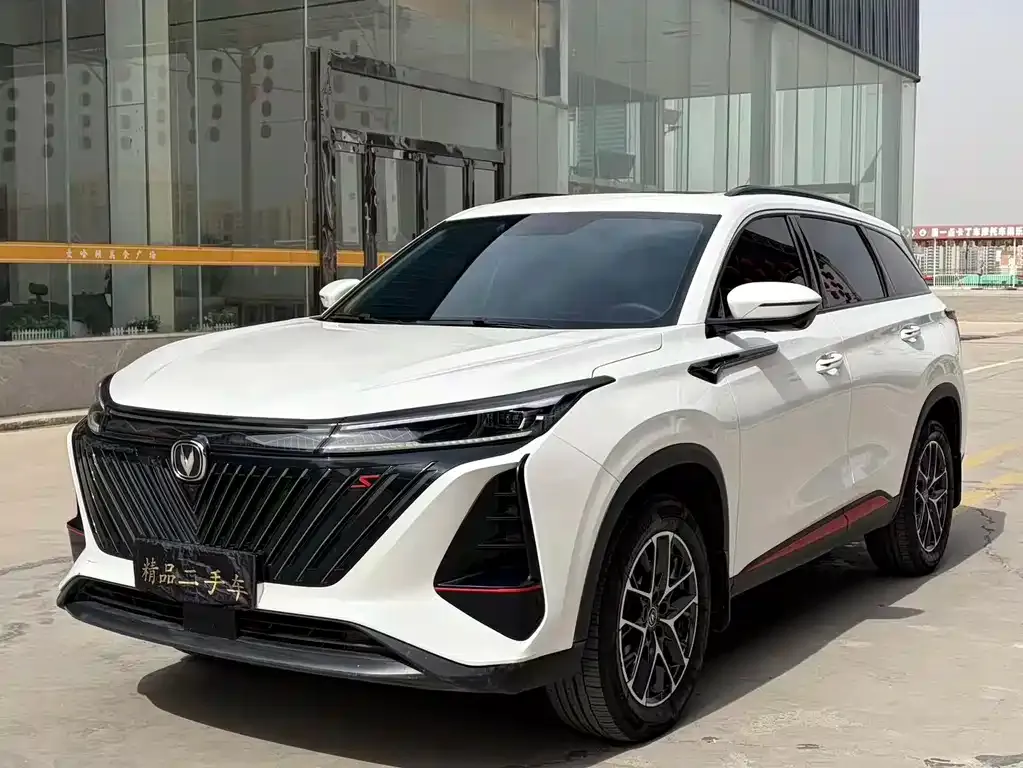 Changan CS75PLUS — фото 1