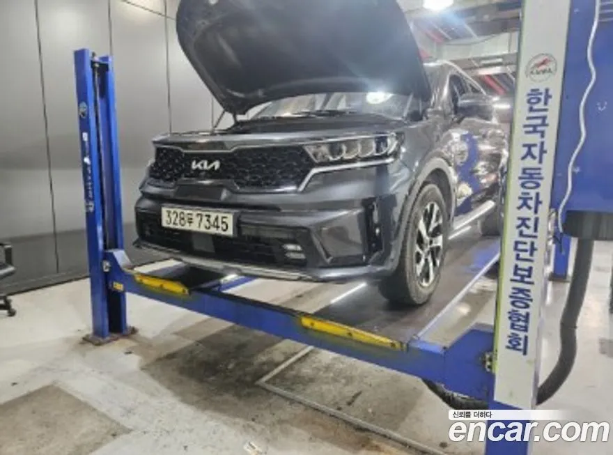Kia Sorento — фото 1