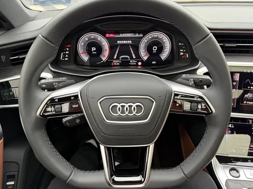 Audi A6L — фото 6