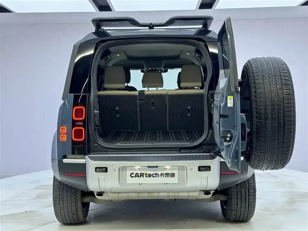 Land Rover Defender — фото 9