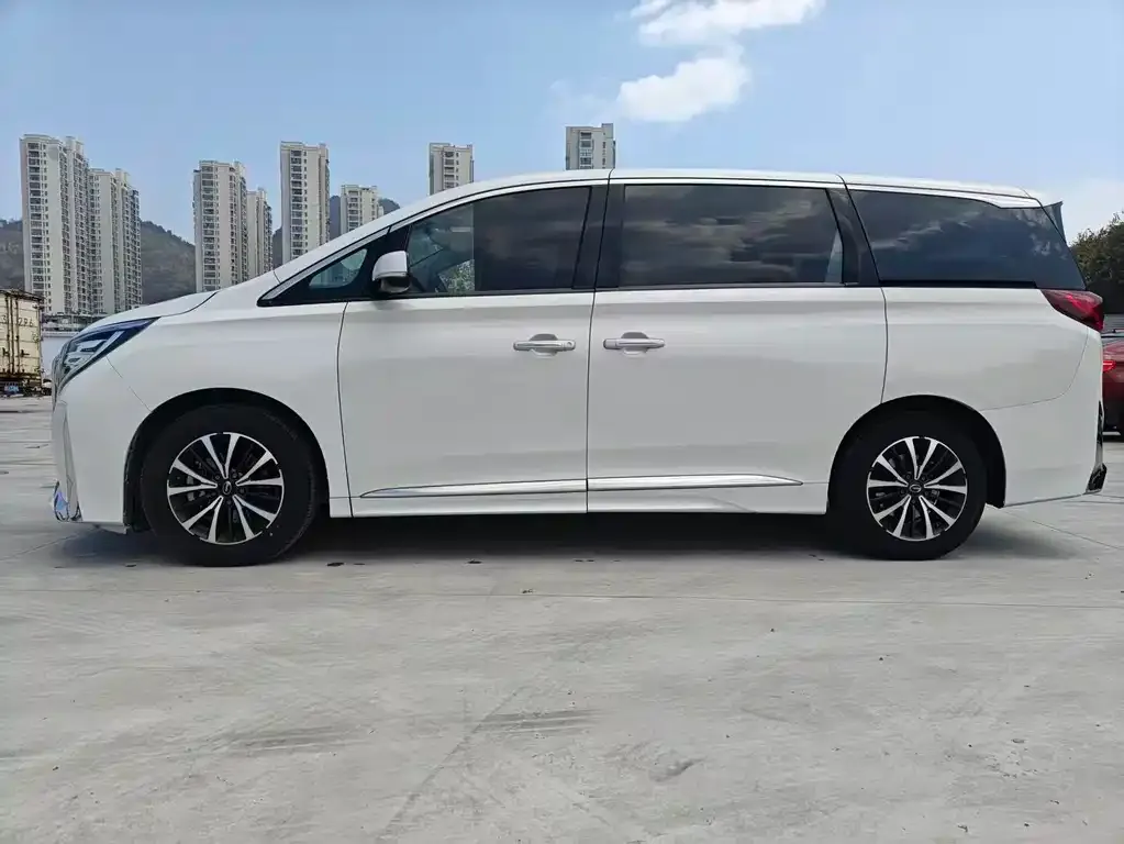 GAC Motor Trumpchi M8 — фото 4