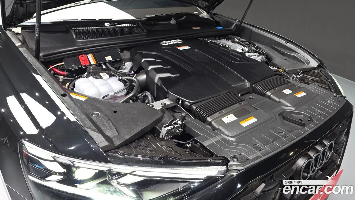 Audi Q8 2025 из KR, фото 3