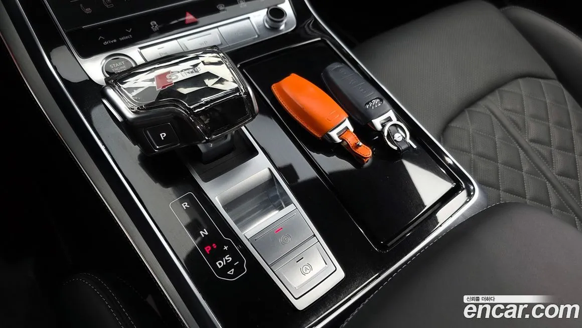 Audi Q8 2025 из KR, фото 2