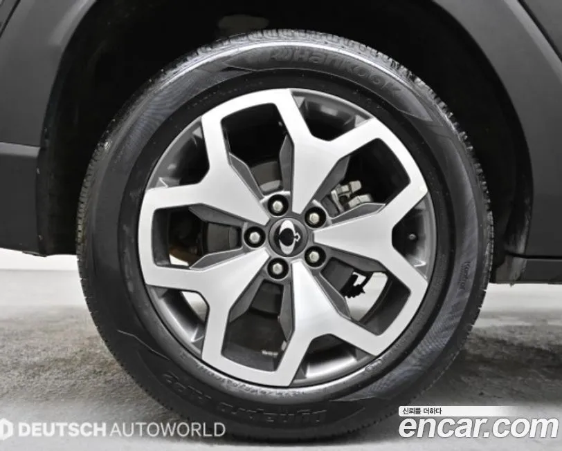 KG Mobility (Ssangyong) Torres — фото 10